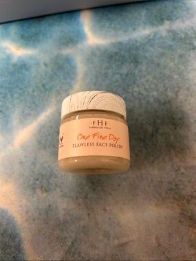 Farmhouse Fresh One Fine Day Flawless Face Polish - Cream